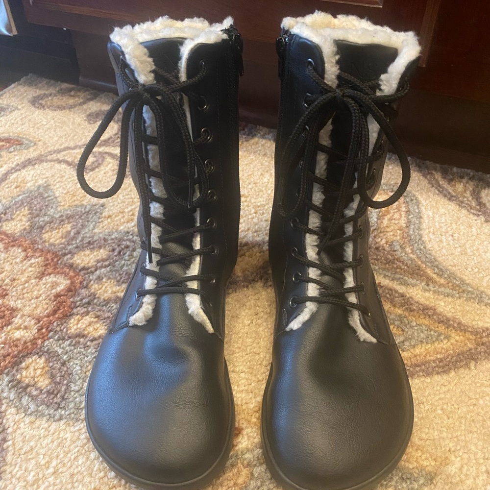 Ahinsa Jaya winter zip up black boot size 40 Barefoot style boot
